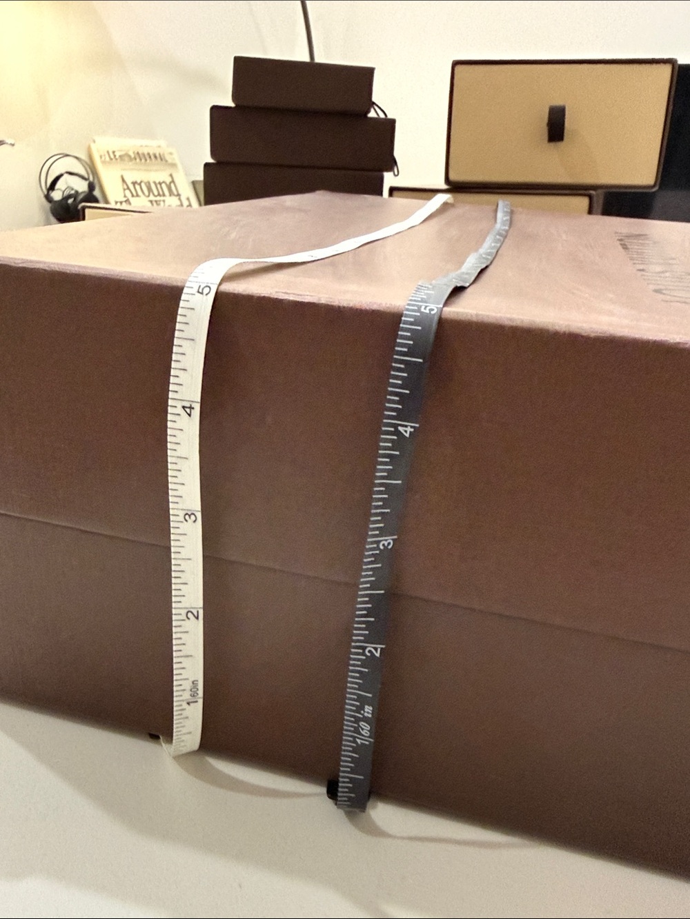 Louis Vuitton Vintage Brown Large Box - Authentic - Picture 6 of 6